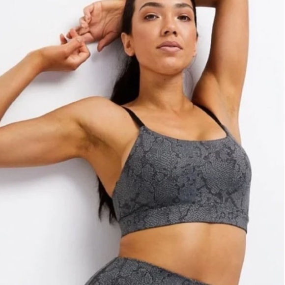 ALL FENIX Anthropologie Gray Python Print Sports Bra size Small Allfenix - Picture 1 of 7
